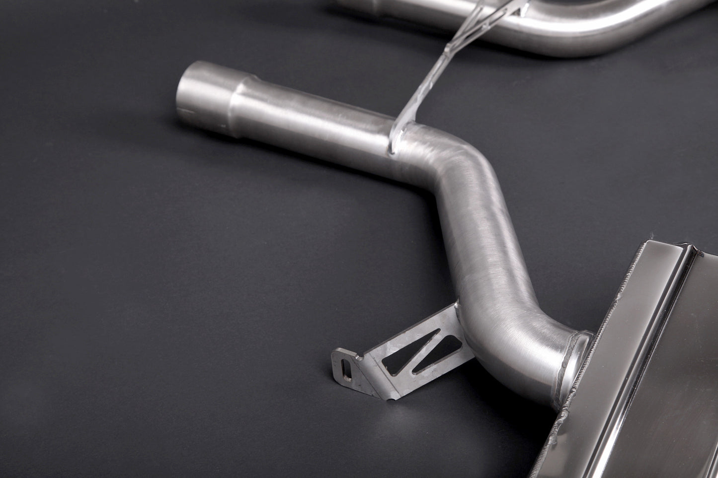 BMW Alpina B5 BiTurbo (F10) - ECE Valved Mufflers (CES3) image 3