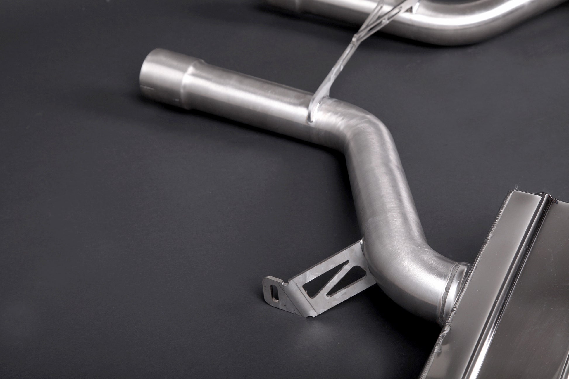 BMW Alpina B5 BiTurbo (F10) - ECE Valved Mufflers (CES3) image 3