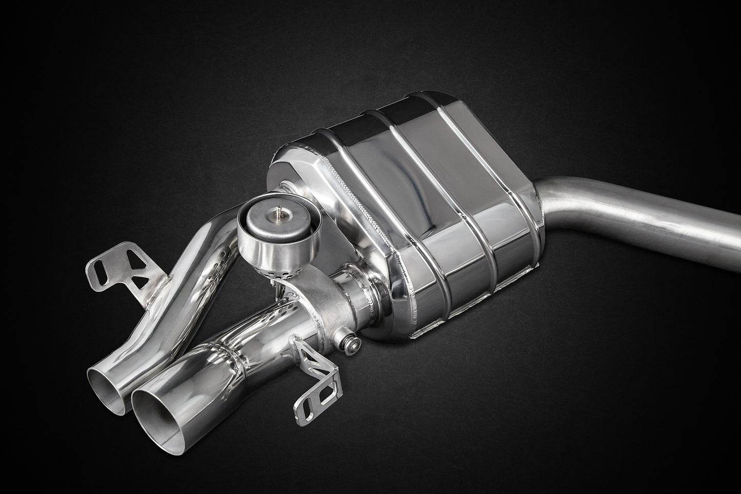 Mercedes AMG E63S (W212) Sedan - Valved Exhaust (CES3) image 2