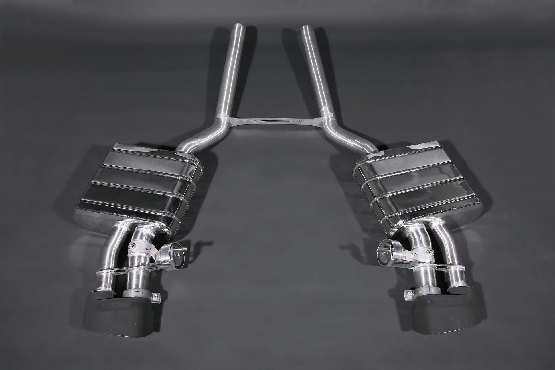 Audi RS4 (B7) - Valved Exhaust with Mid-Pipes image 3