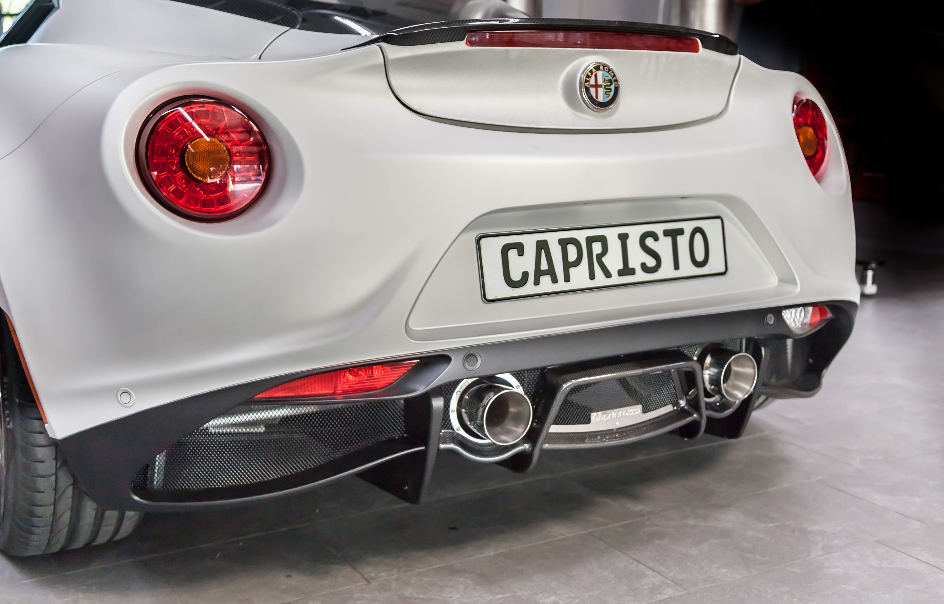 Alfa Romeo 4C - Free Flow Exhaust with Carbon Diffuser image 0