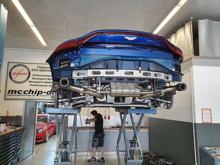 Aston Martin Vantage/AMR (M177) - Valved Exhaust with Carbon Tips (for OE Actuators) image 2