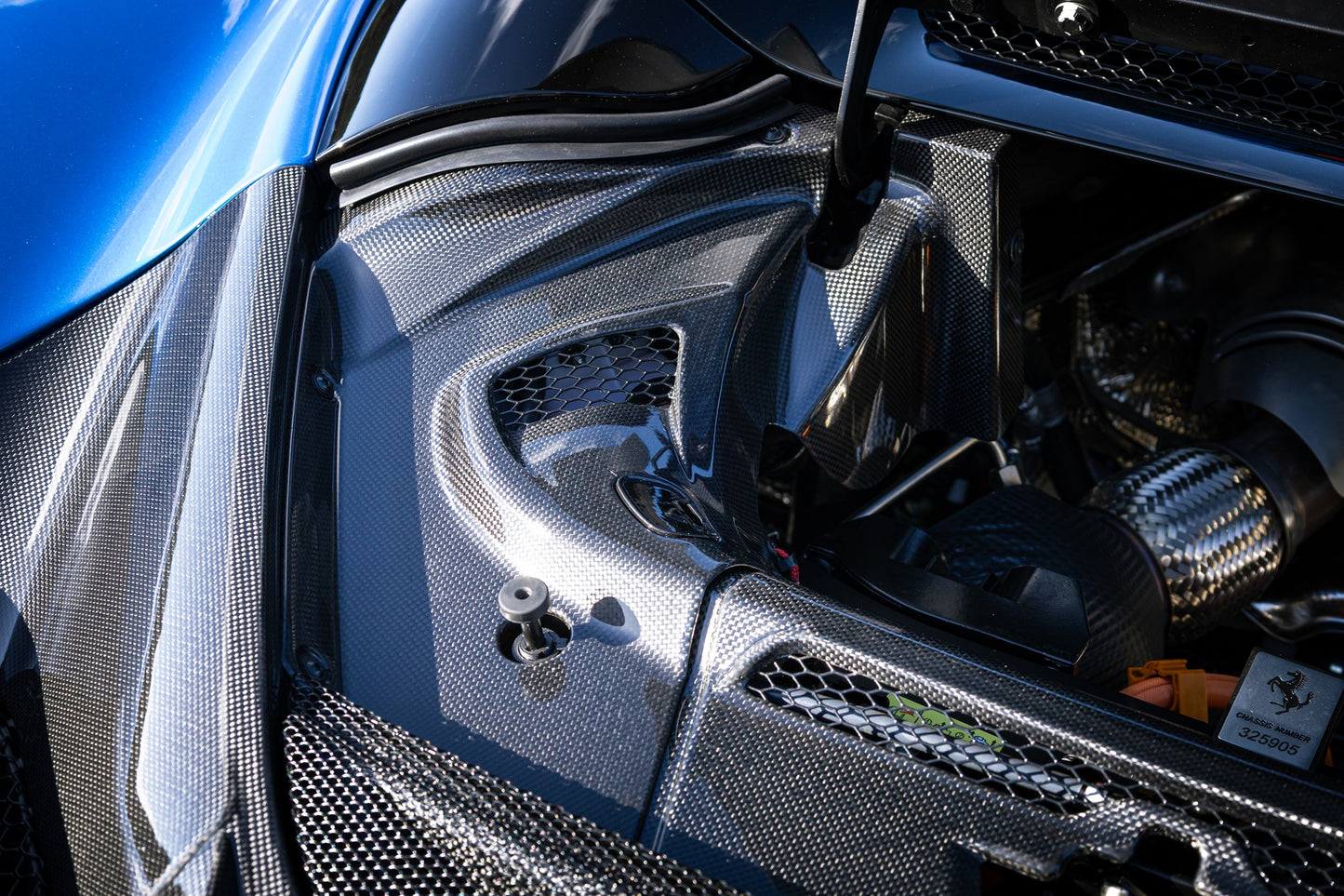 Ferrari 296 GTS - Carbon Fiber Engine Bay Covers
