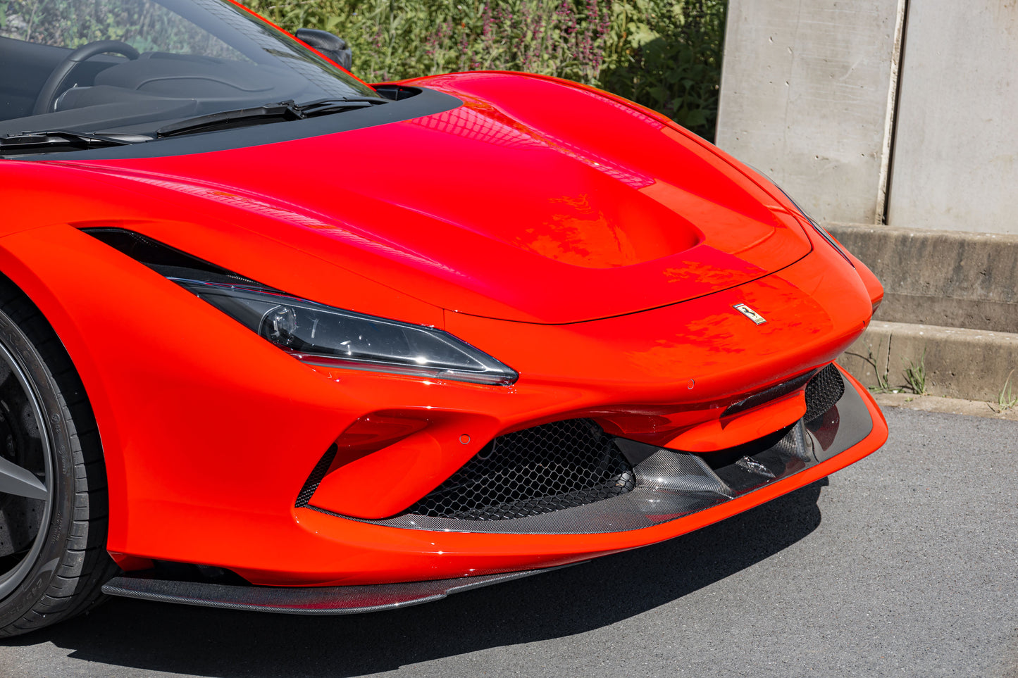 Ferrari F8 - Carbon Fiber Front Spoiler + Side Air Guides (Set)