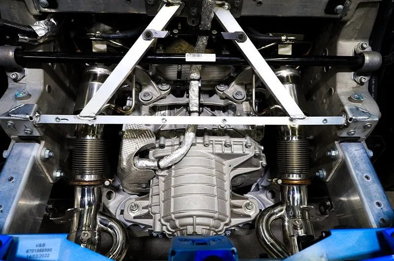 Maserati MC20 - Exhaust System w Wicrom Black Chrome End Pipes