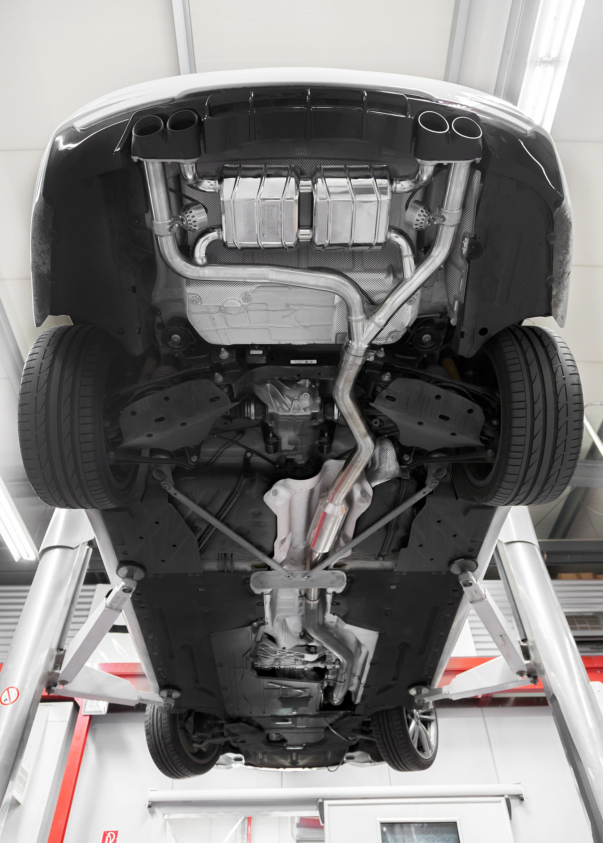 BMW 428i - Valved Exhaust with Middle Silencer and Skirt Diffuser (CES3) image 1