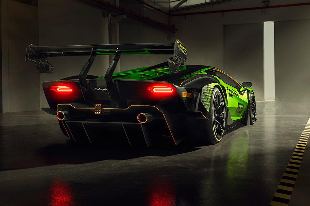 Capristo Special Projects: Lamborghini Essenza SCV12