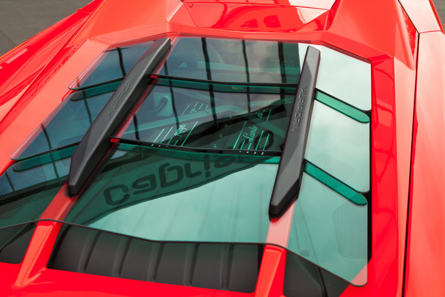 Lamborghini Huracan - Carbon and Glass Bonnet (With Scoops) image 4