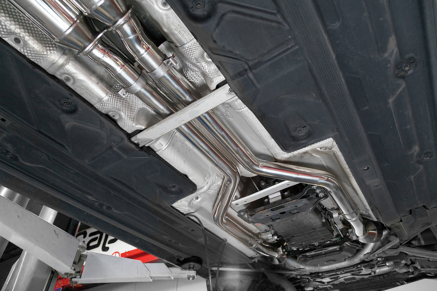 Mercedes AMG C63 (W204) - Catless Headers with Post Cat Delete image 3