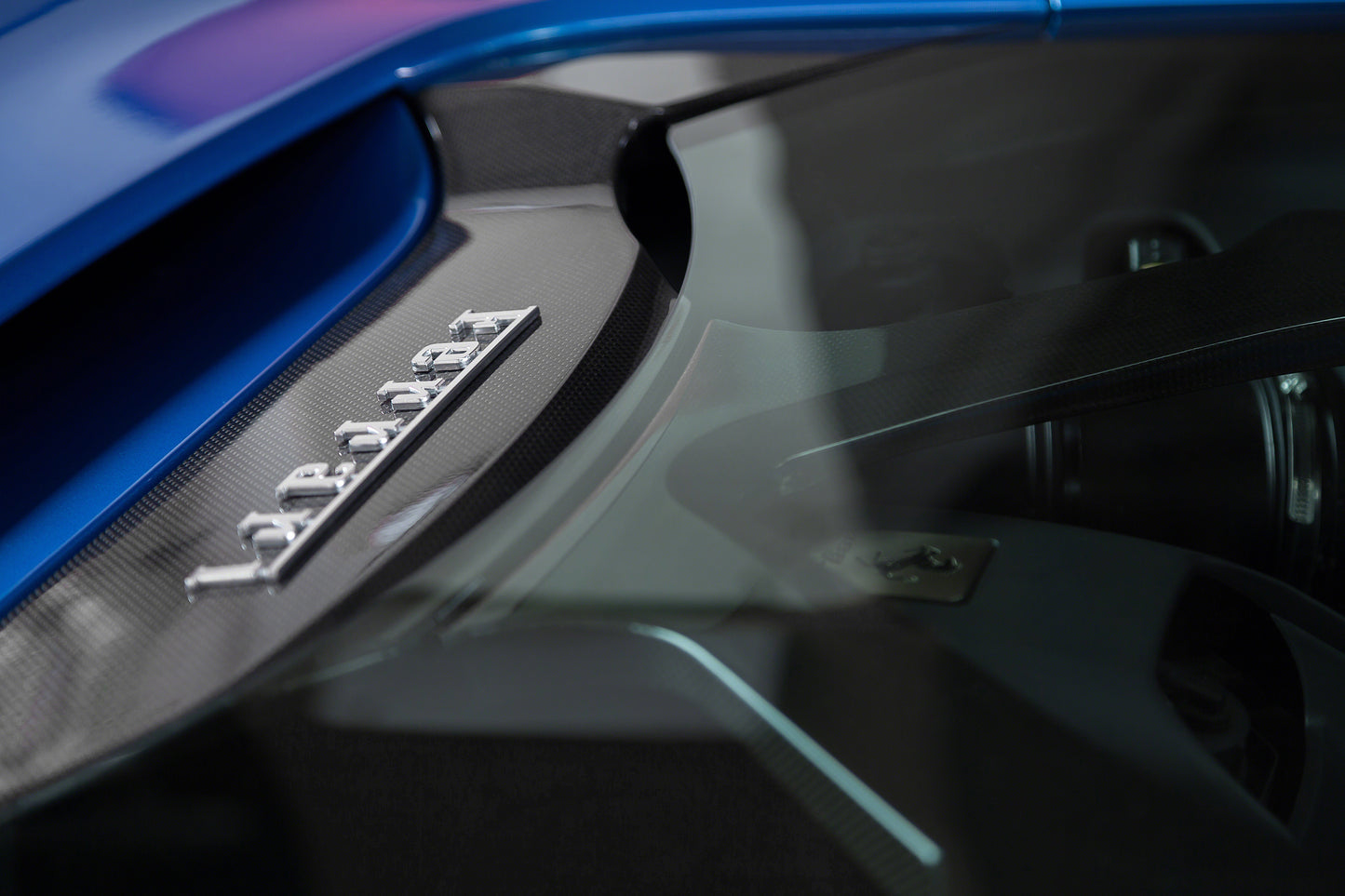 Ferrari 488 GTS/Pista - Carbon and Glass Bonnet image 9