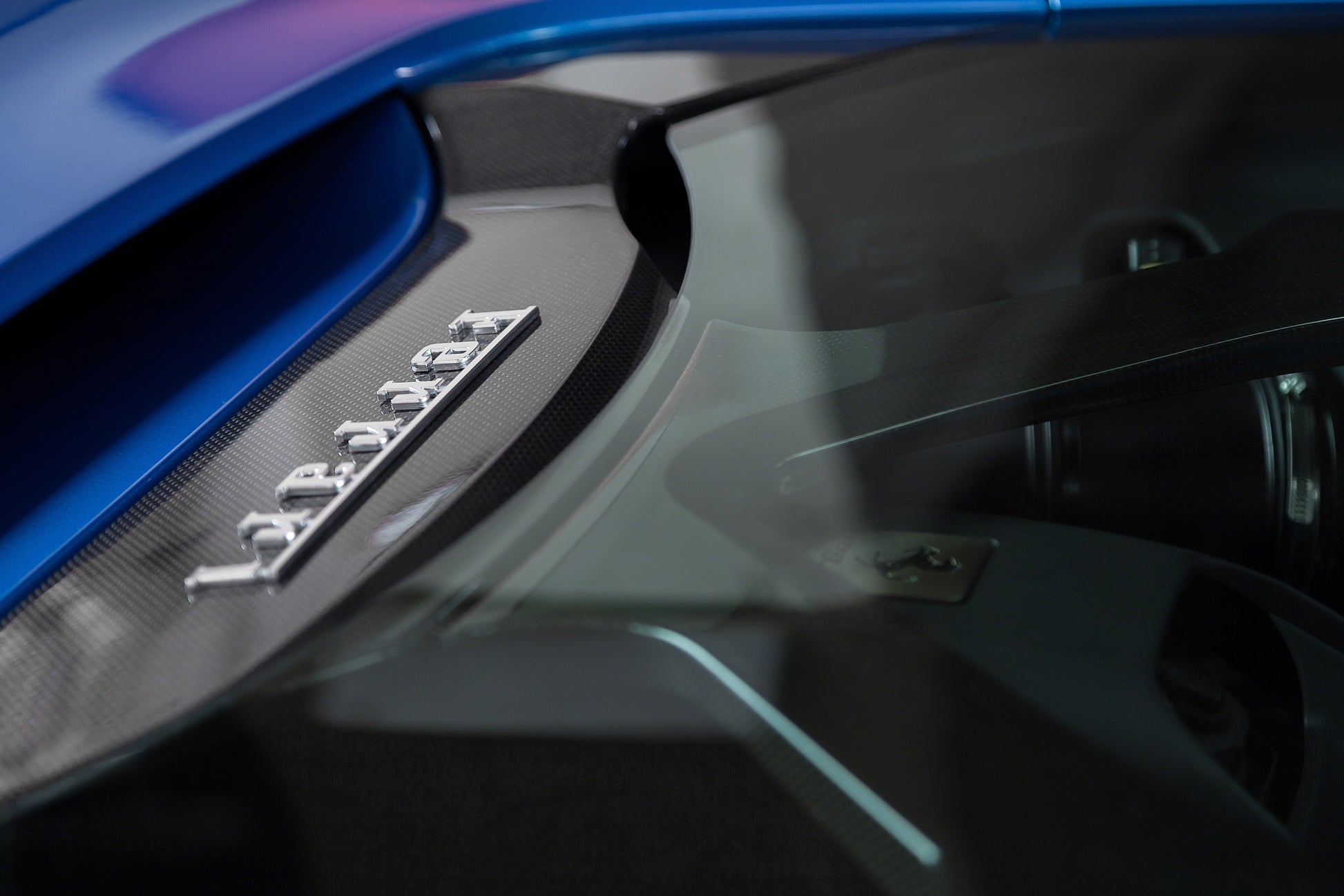 Ferrari 488 GTS/Pista - Carbon and Glass Bonnet image 9