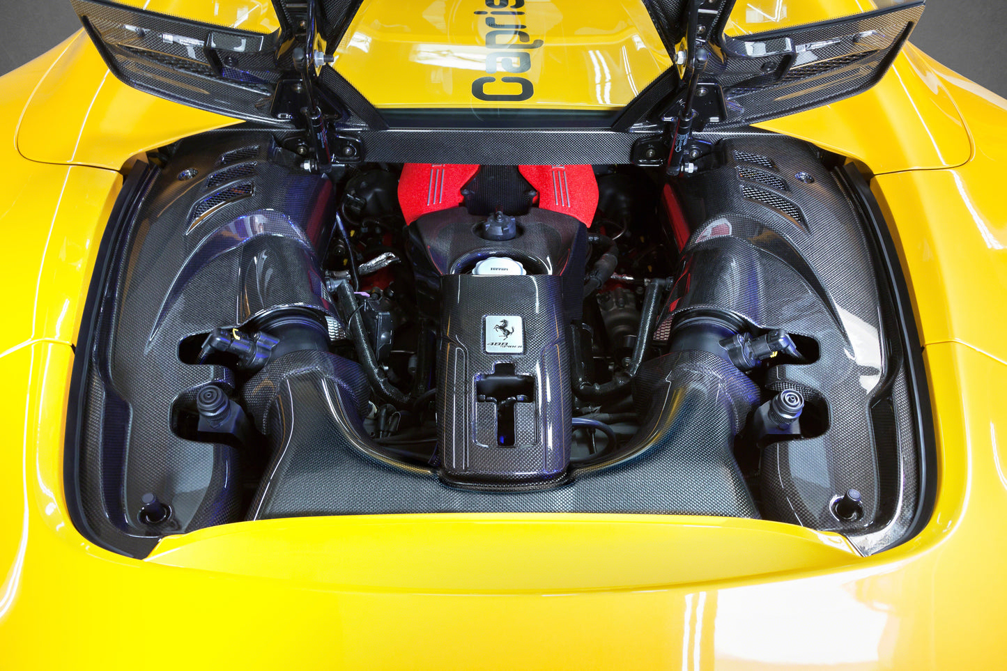 Ferrari 488 GTS / Pista Spider - Carbon Engine Compartment Side Covers image 3