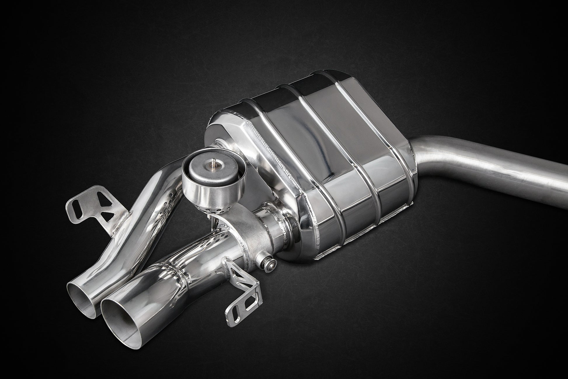 Mercedes AMG E63S (W212) Sedan - Valved Exhaust (CES3) image 2