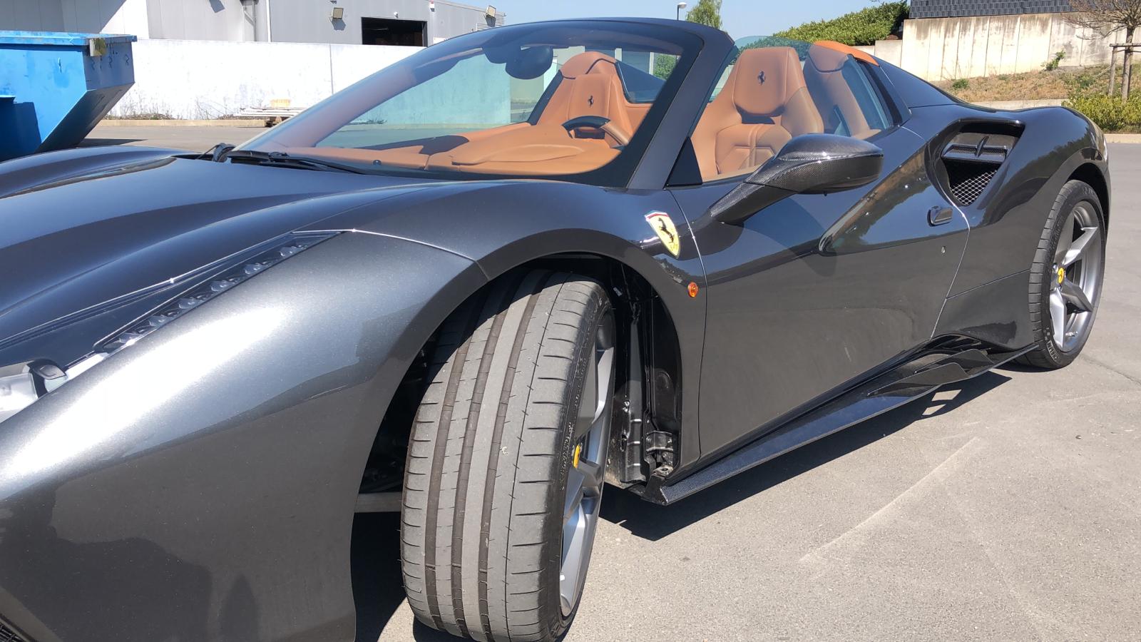 Ferrari 488/F8 - Side Skirts (WITH Wings) image 14