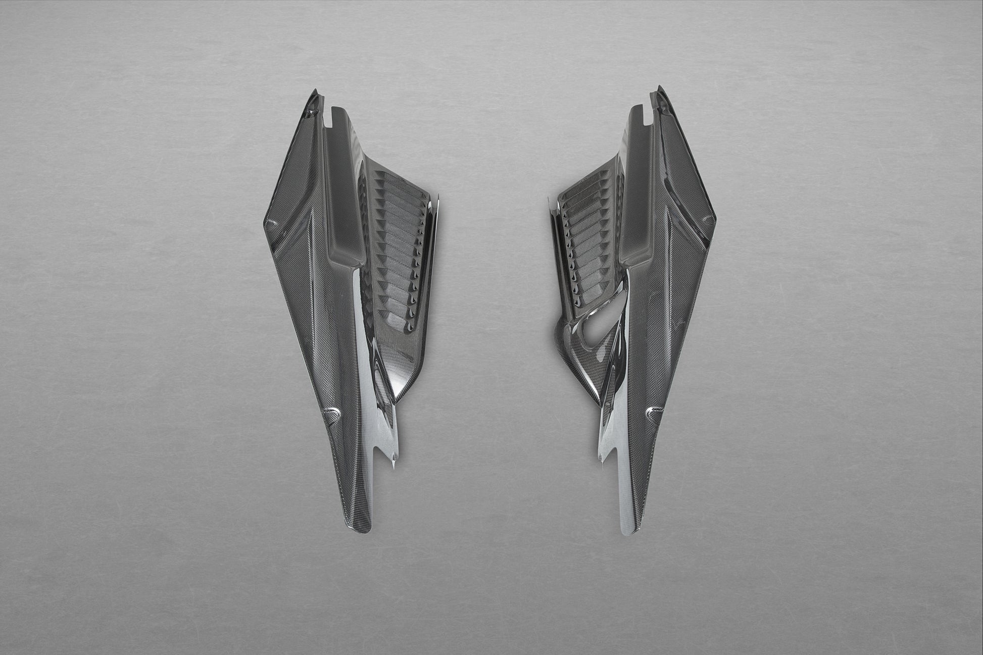 Ferrari 458 Italia/Speciale Carbon Side Engine Compartment Covers (Matte) image 0