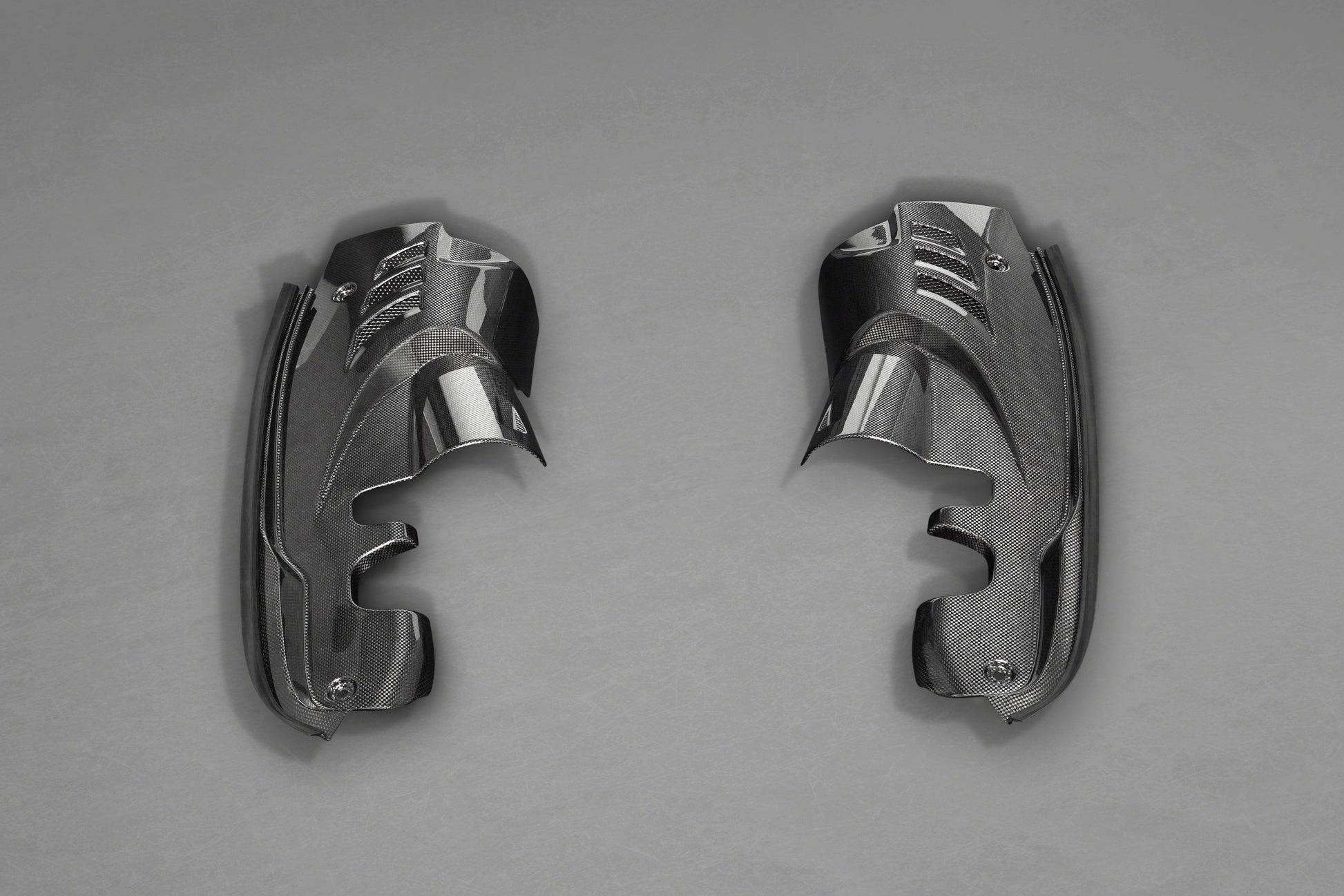 Ferrari 488 GTS / Pista Spider - Carbon Engine Compartment Side Covers image 0