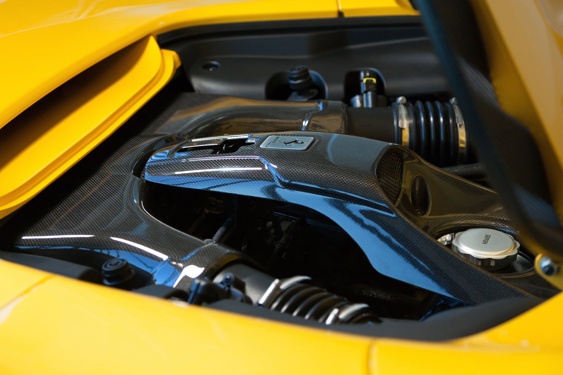 Ferrari 488 - Carbon Airbox and Lock Cover Set image 9