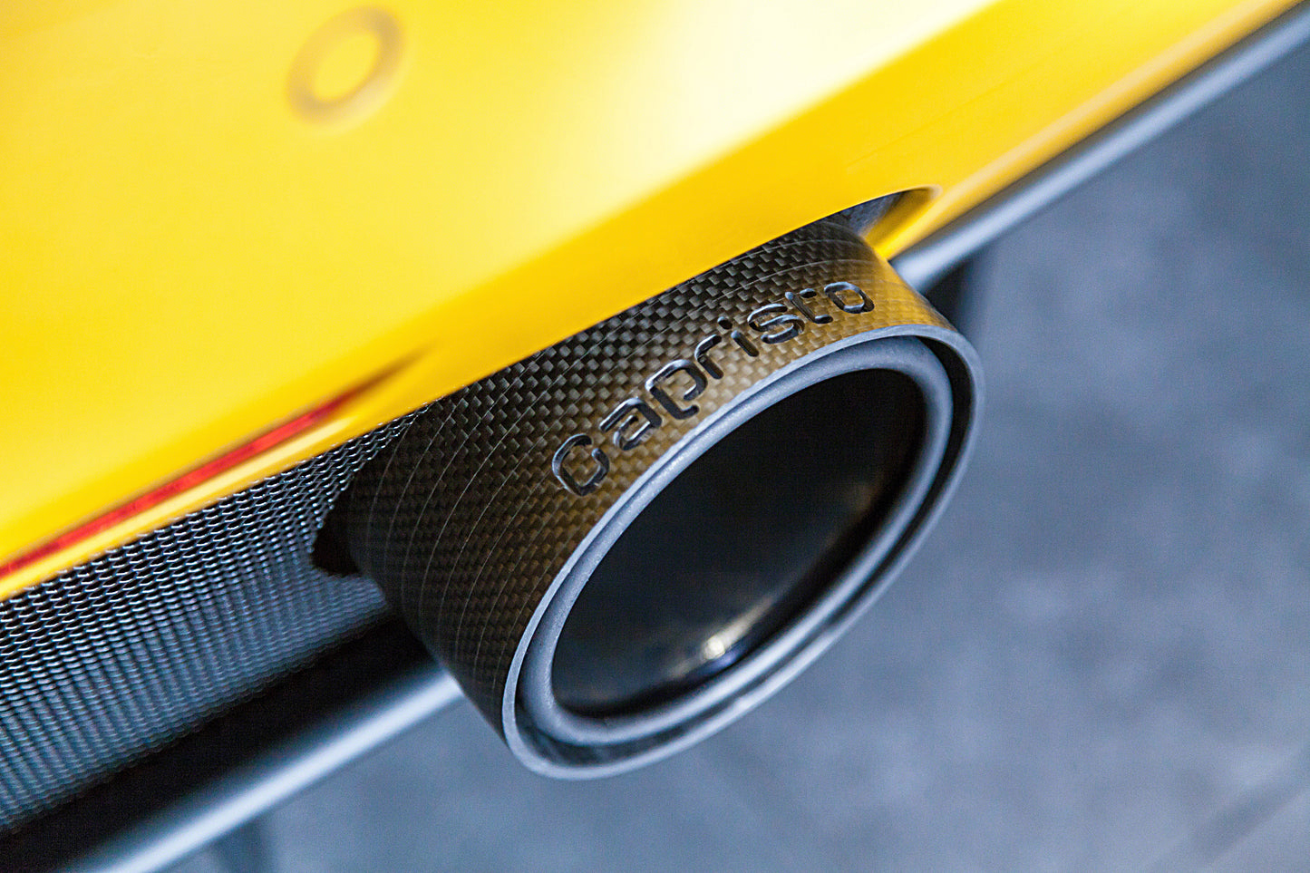 Ferrari 488 - Carbon End Pipe Shells image 4