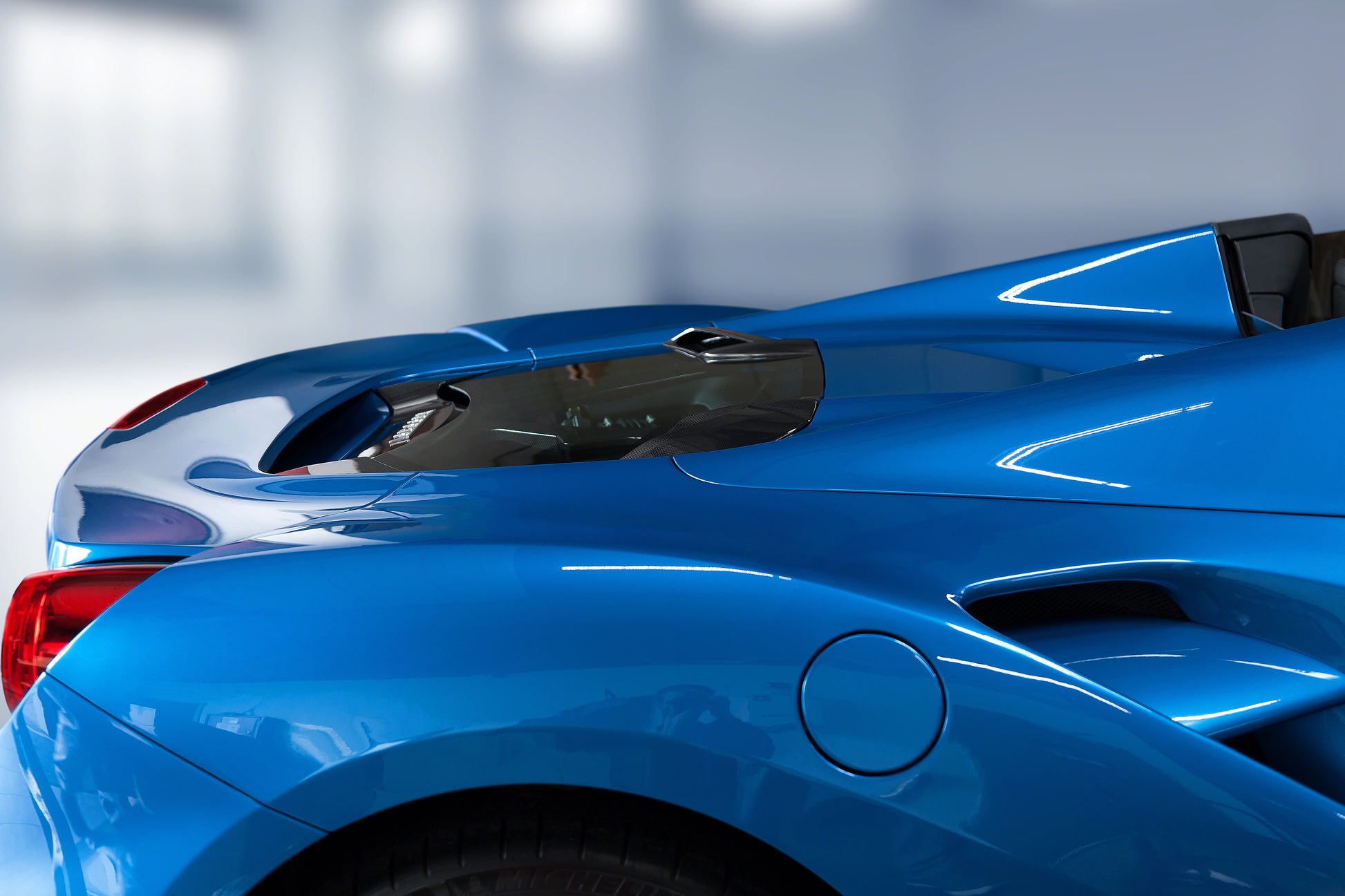 Ferrari 488GTS/Pista - Carbon and Glass Bonnet (Matte) image 6