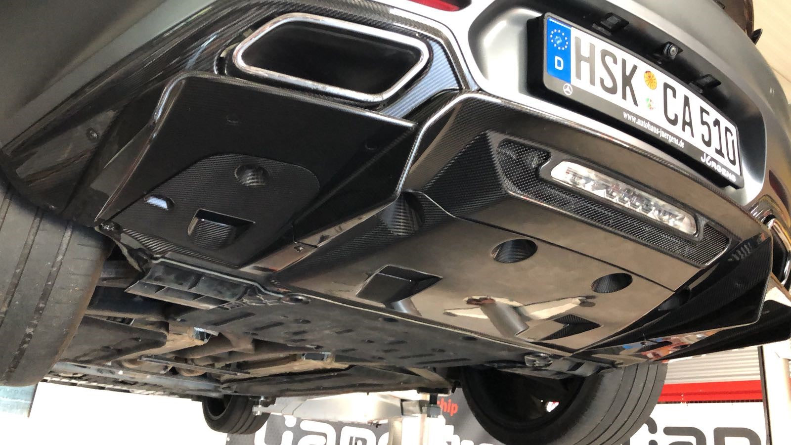Mercedes AMG GT/GTS - Carbon Fiber Rear Diffuser image 5
