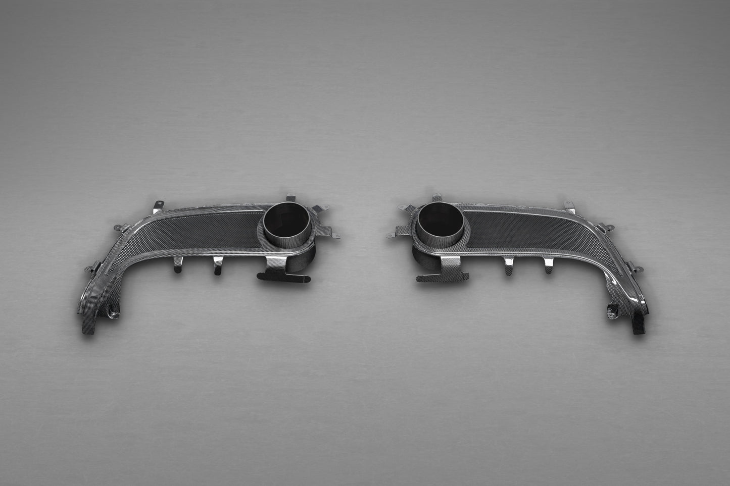 Ferrari 488 - Carbon End Pipe Shells image 0