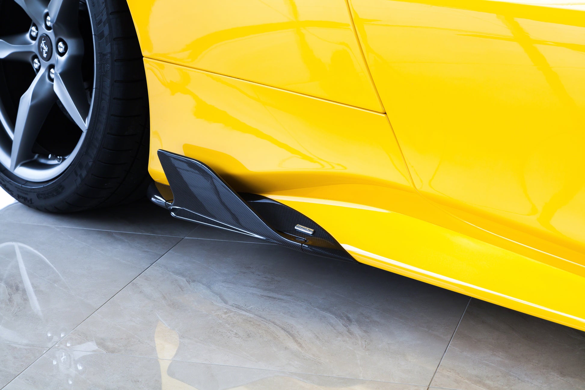 Ferrari 488 - Carbon Side Fins (with Adapters) image 4
