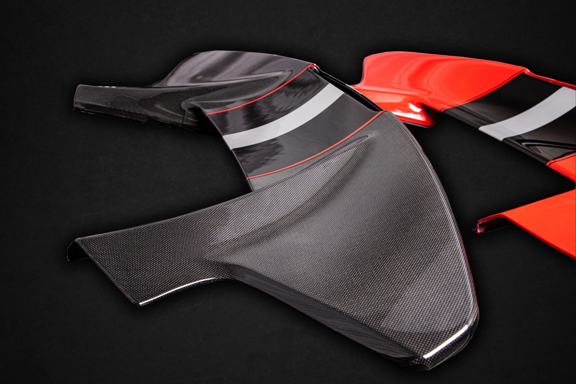 Ferrari 488 Pista (Coupe) - Carbon Fiber Rear Wing image 16