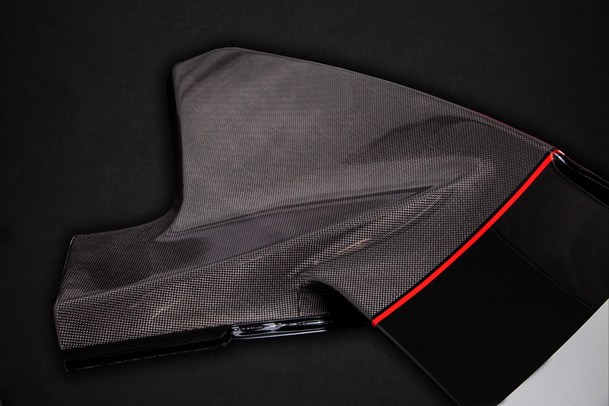 Ferrari 488 Pista (Coupe) - Carbon Fiber Rear Wing image 15