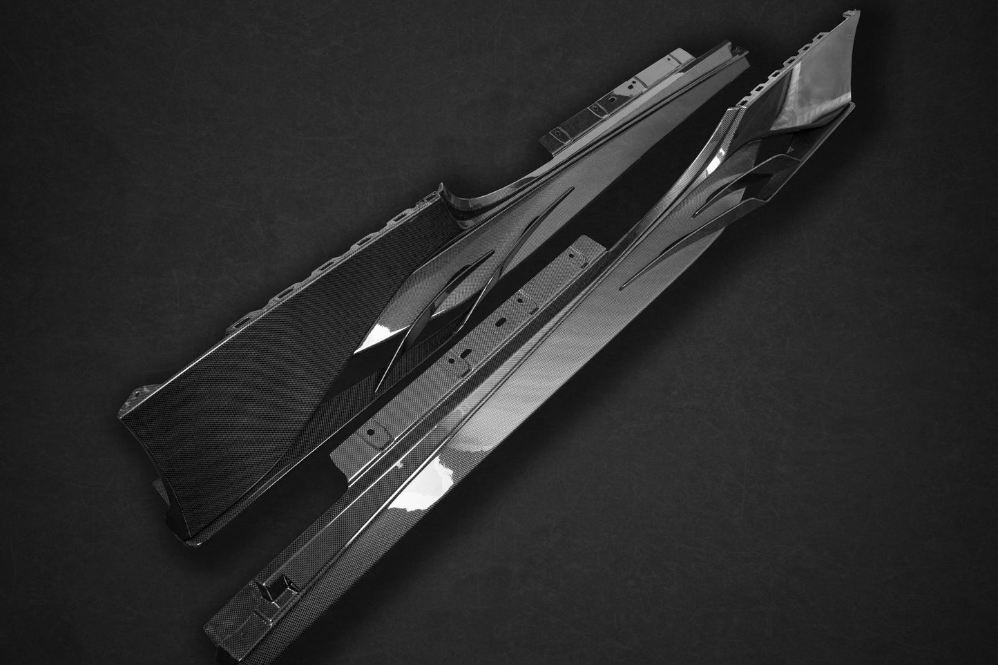 Ferrari 488/F8 - Side Skirts (WITH Wings)