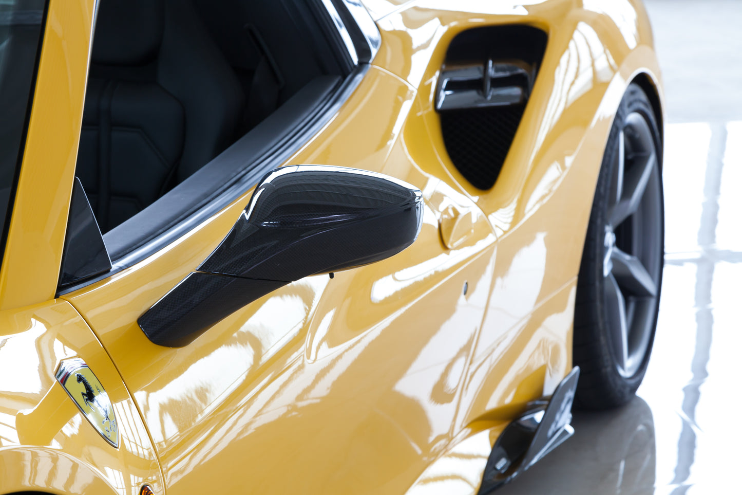 Ferrari 488/F8 - Carbon Mirrors
