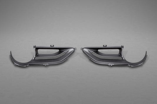 Ferrari 488 - Carbon Tail Light Covers