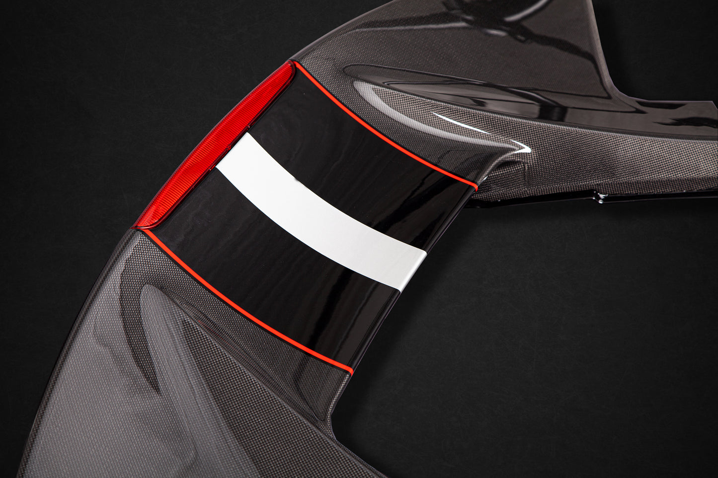 Ferrari 488 Pista (Coupe) - Carbon Fiber Rear Wing