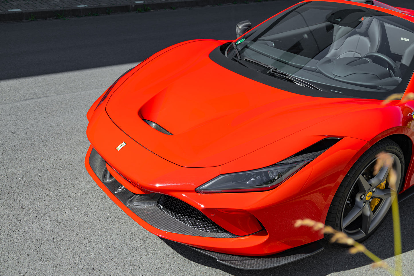 Ferrari F8 - Carbon Fiber Front Spoiler and Side Air Guides (Set)