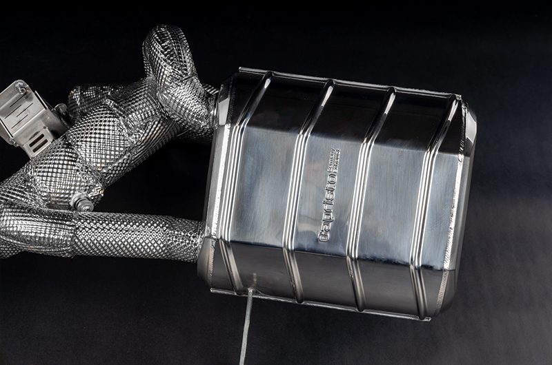 KTM X-Box GT-XR: Valved Exhaust with Heat Shield and Carbon/Stainless Exhaust Finisher