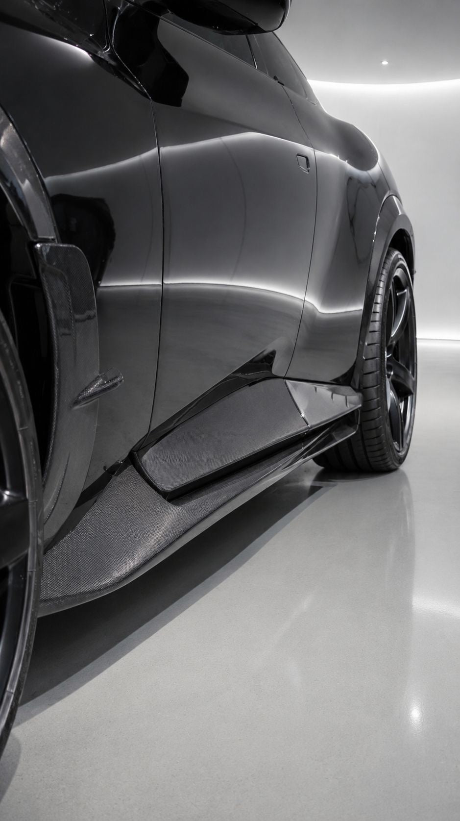 Ferrari Purosangue - Carbon Side Skirts + Wheel/Fender Arches
