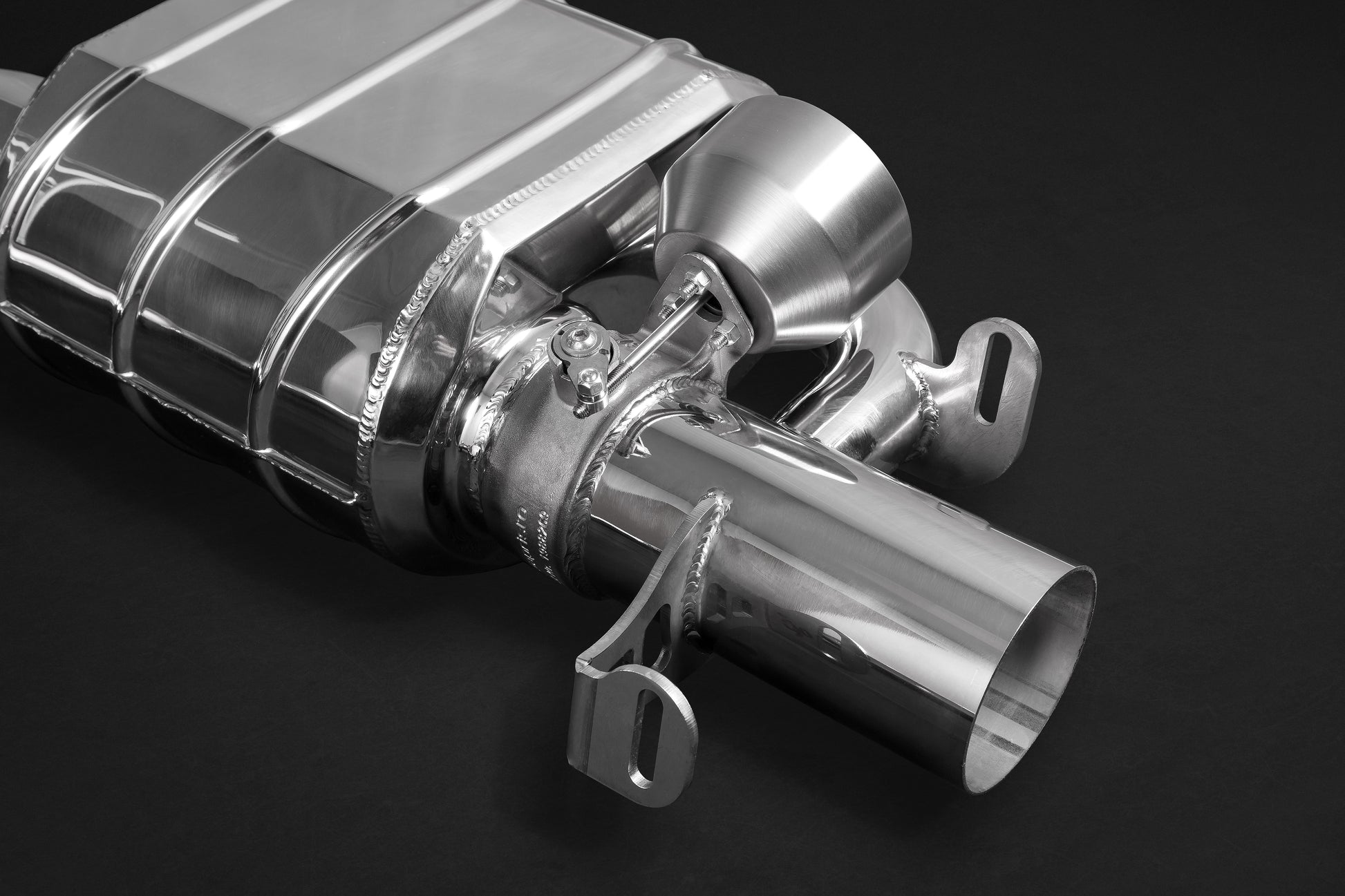 Mercedes AMG E63S (W213) 4L BiTurbo - Valved Exhaust (for OE Valves) image 7