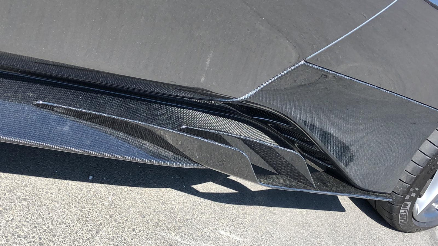 Ferrari 488/F8 - Side Skirts (WITH Wings) image 12