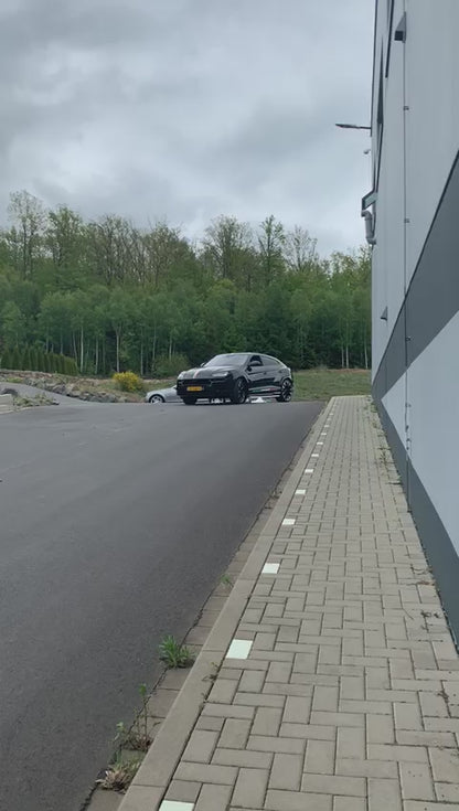 Lamborghini Urus/S - Valved Exhaust with Middle Silencer Spare and Wicrom Tips (OE Actuators)